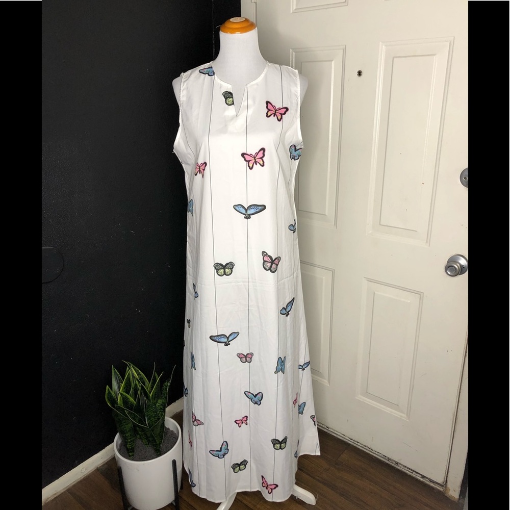 MISSLOOK - Picture 2 of 8